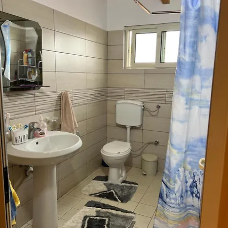 040 Apartment