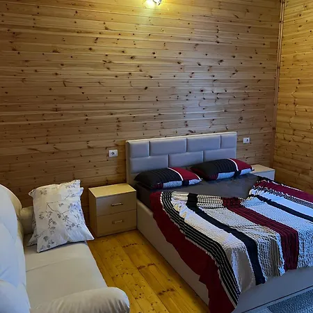 040 Appartement Velipojë